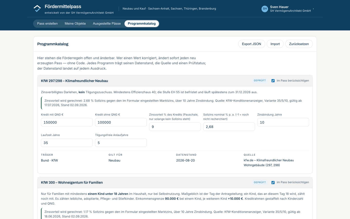 Programmkatalog: je Programm die Rechenwerte, Träger, Datenstand und Quelle, offen änderbar.